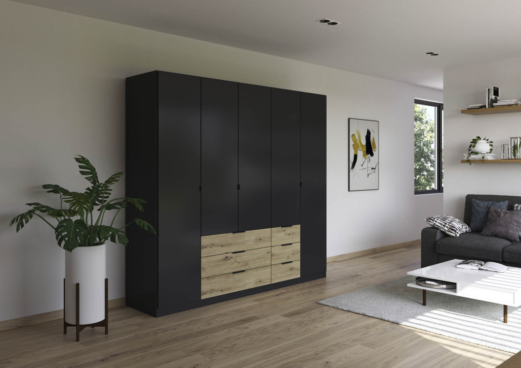 Drehtürenschrank