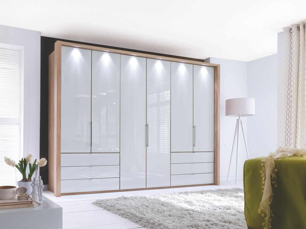Falttürenschrank