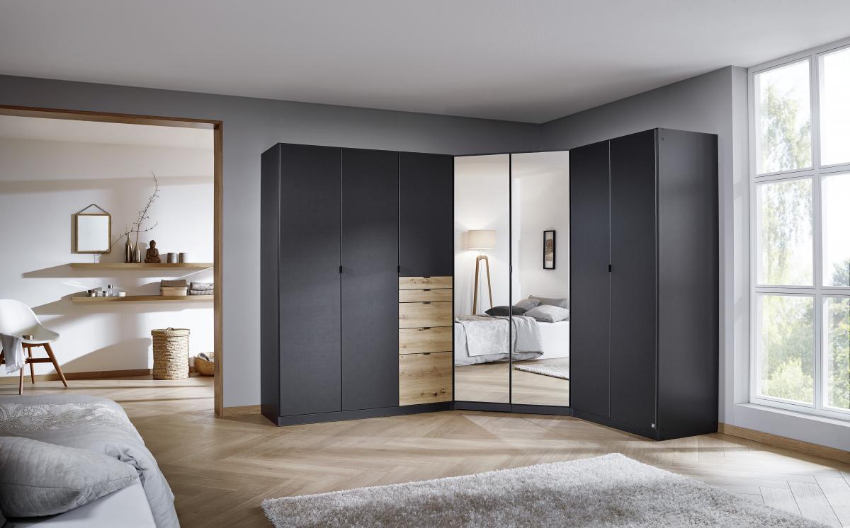 Kleiderschrank