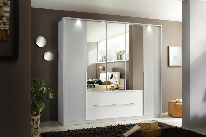 Drehtürenschrank