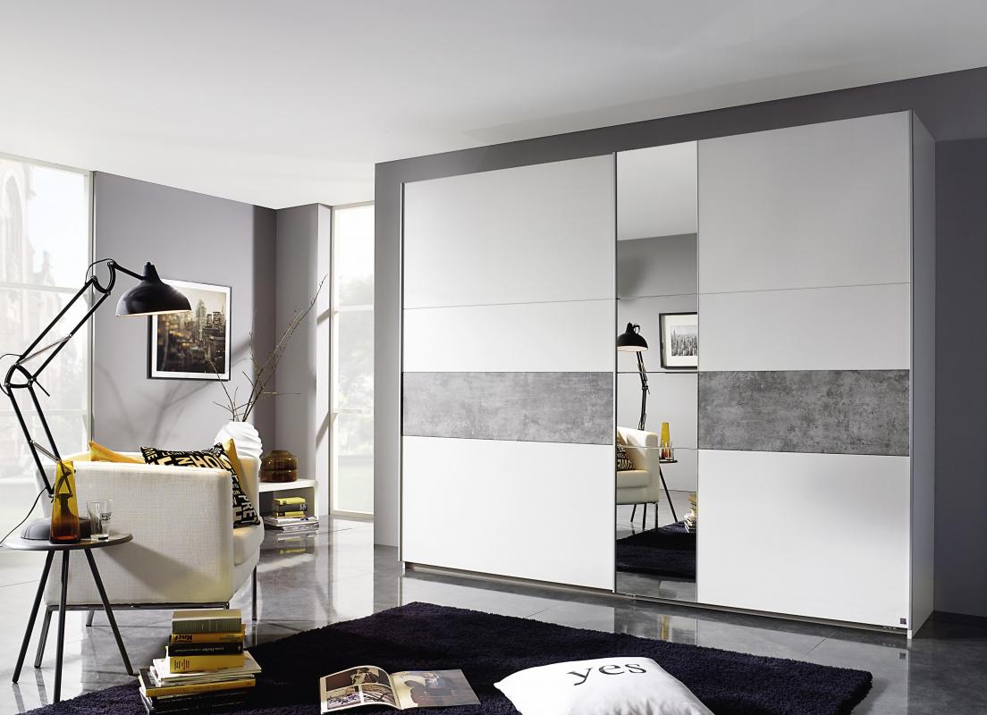 Schwebetürenschrank